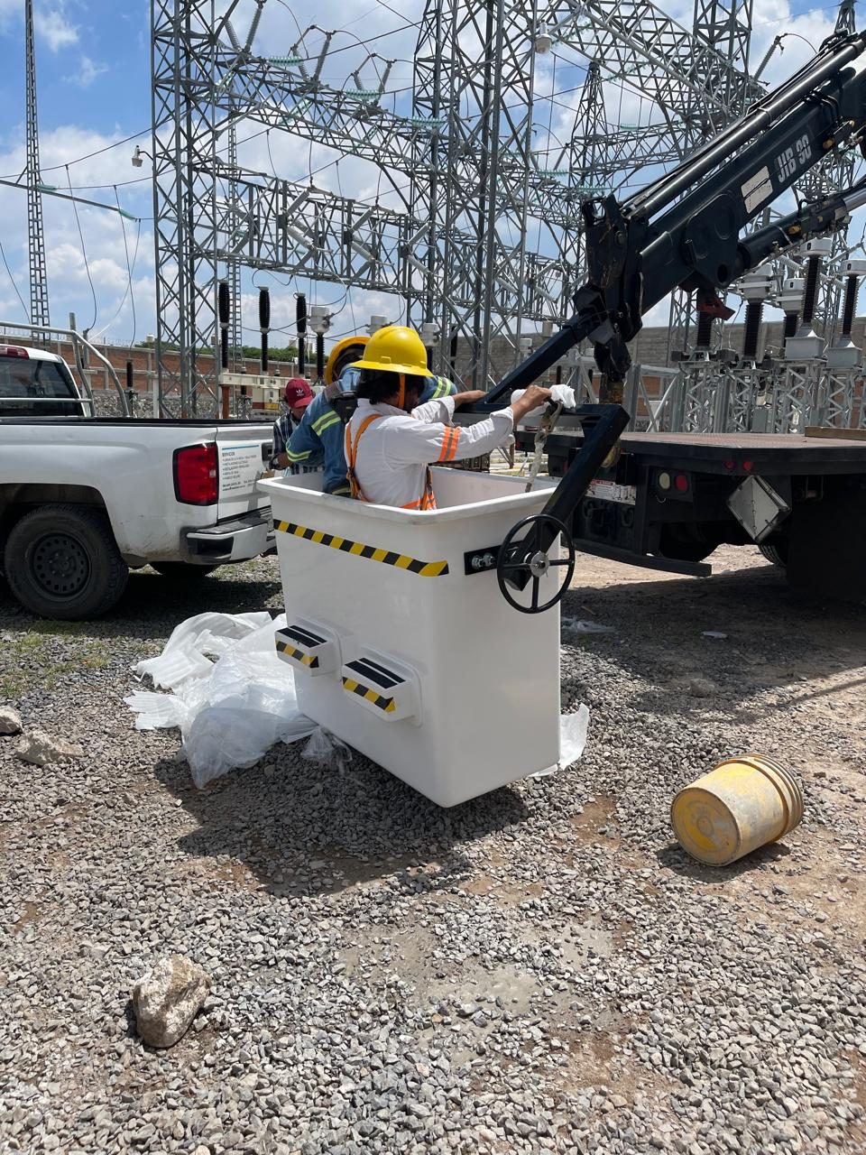 305 Kg Canastilla para 2 Operadores Omega Nueva con Adaptador
