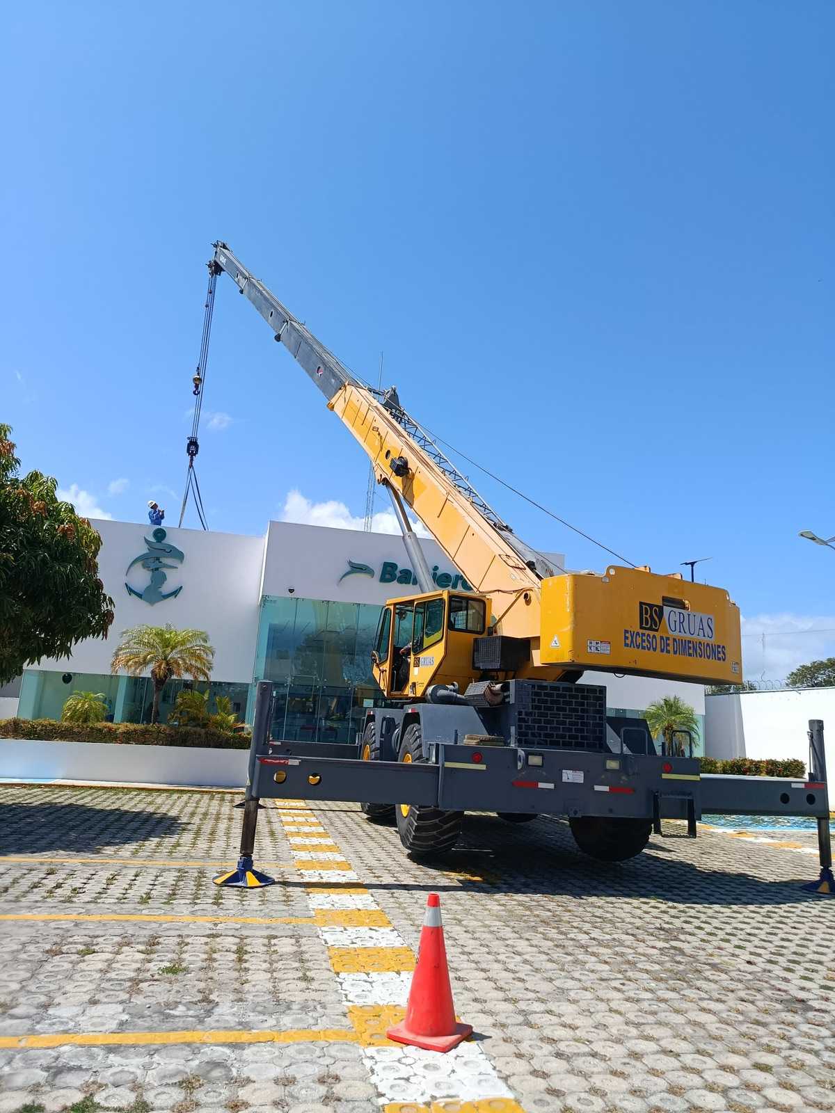 Grúa RT 50 Ton
