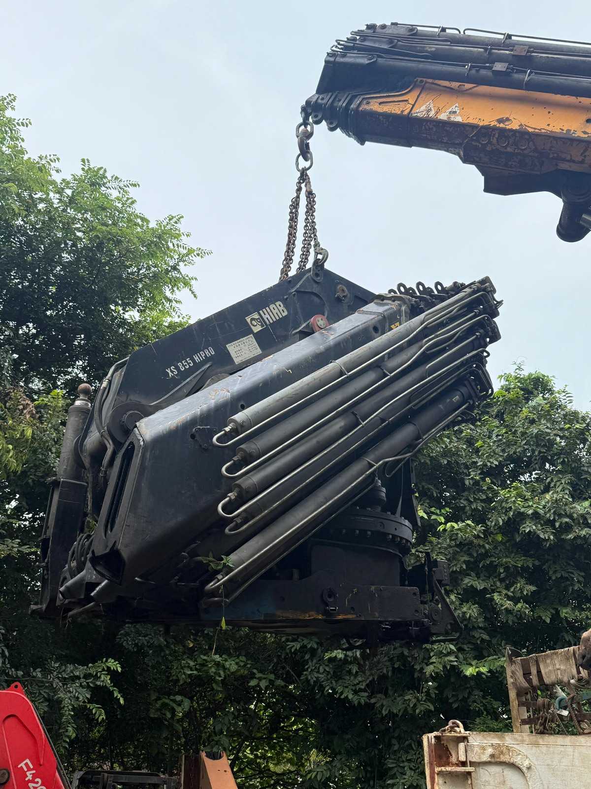 Grúa articulada HIAB 20 ton