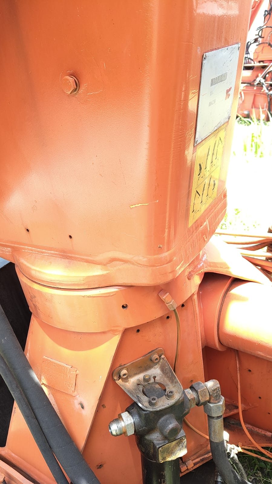 Grúa articulada Palfinger PK 19000D de 7.5 ton año 2002