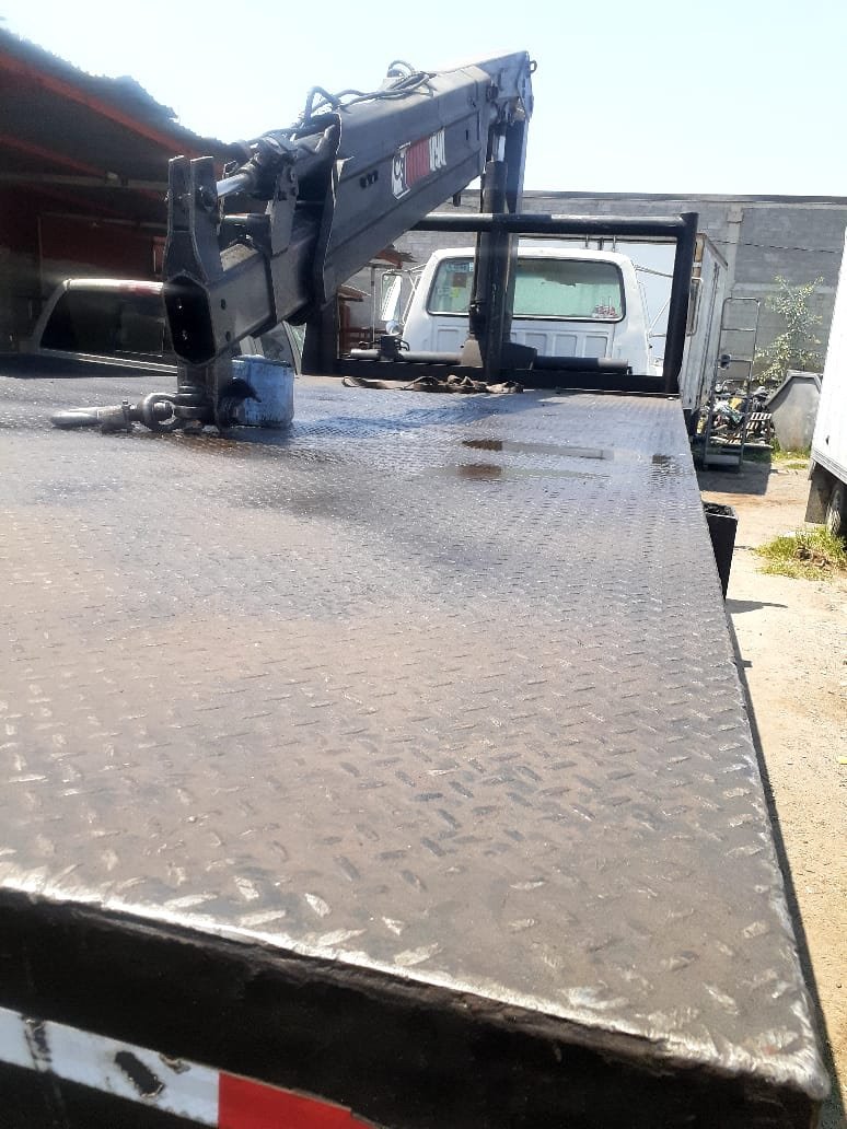 HIAB 4 TON SOBRE FORD 1994