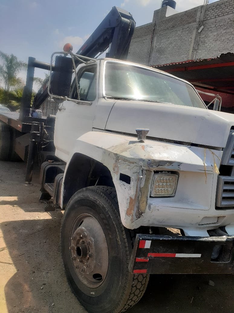 HIAB 4 TON SOBRE FORD 1994